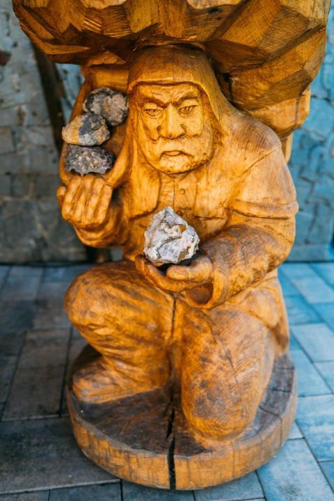 TagoffenesDenkmal 10