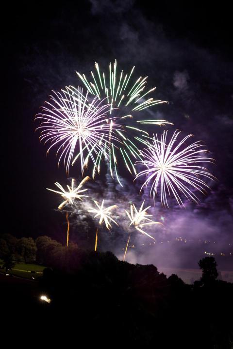 Heimatfest Feuerwerk003 2011 Generationstreffen Heimatfest