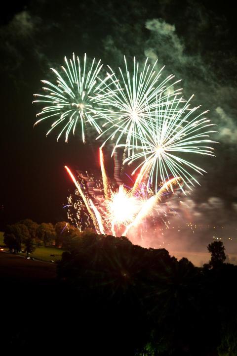 Heimatfest Feuerwerk002 2011 Generationstreffen Heimatfest