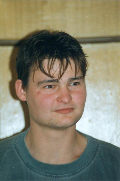 454 Jorg Schonherr 01 00