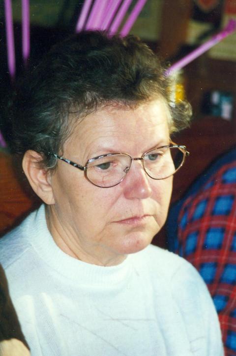 532 Helga Skolle geb  Wehle 01 96