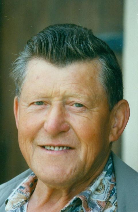 382 Walter Schuffenhauer