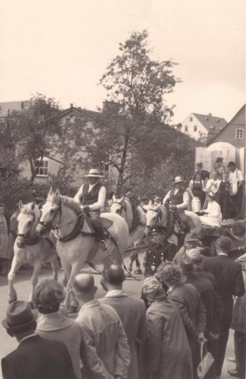 06 1961 Schul und Heimatfest 027