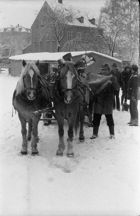 1974 Aufbau Pyramide001